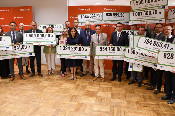 Ponad 3,7 miliona złotych dla powiatu ostrołęckiego! Rzekuń, Myszyniec i Czarnia stawiają na przydomowe oczyszczalnie