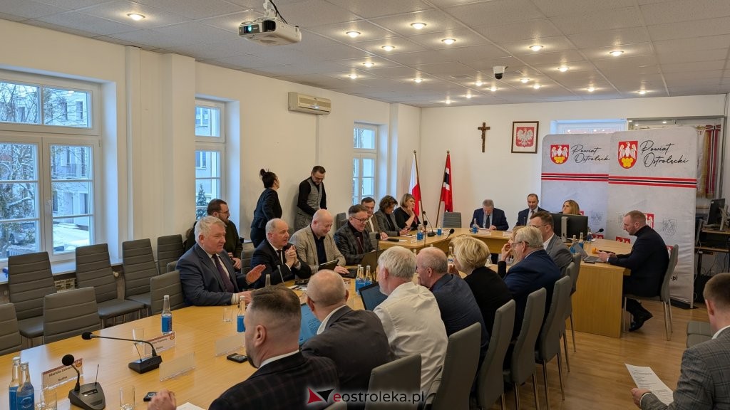 NA ŻYWO: Trwa XXIV sesja Rady Powiatu w Ostrołęce. Oglądaj transmisję