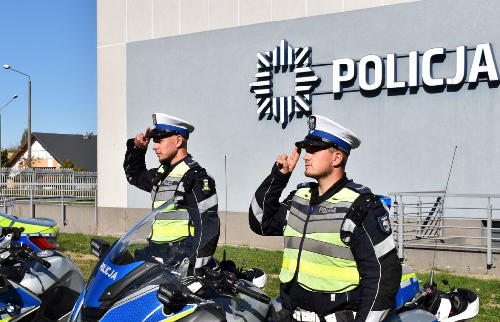 Zawyły syreny. Hołd dla policjanta, który zginął na służbie [WIDEO, ZDJĘCIA]