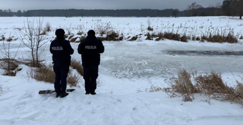 Śmiertelne zagrożenie. "Nie ma bezpiecznego lodu na naturalnym akwenie"