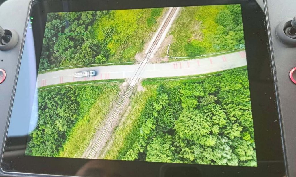 Maszynista z powiatu ostrołęckiego miał dużo szczęścia! Wszystko nagrał policyjny dron