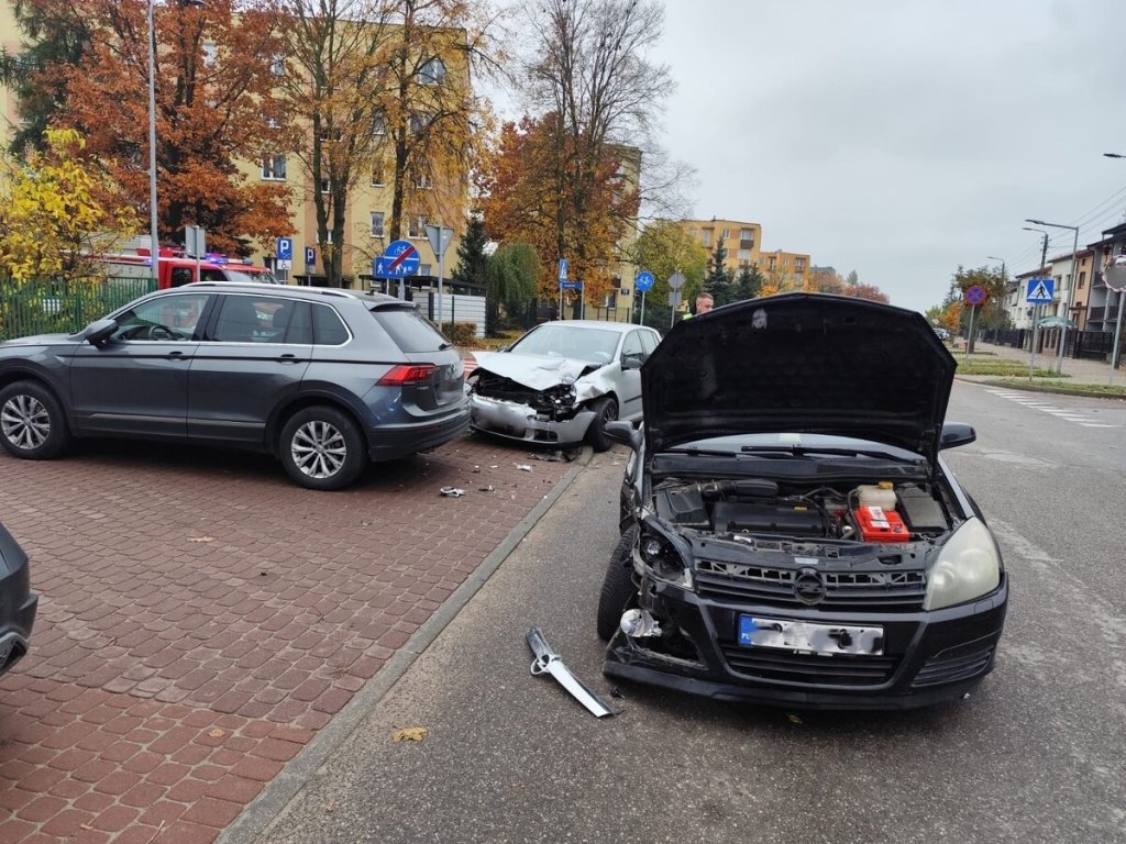 Nie ustąpił pierwszeństwa. Potem wszystko potoczyło się błyskawicznie! [ZDJĘCIA]