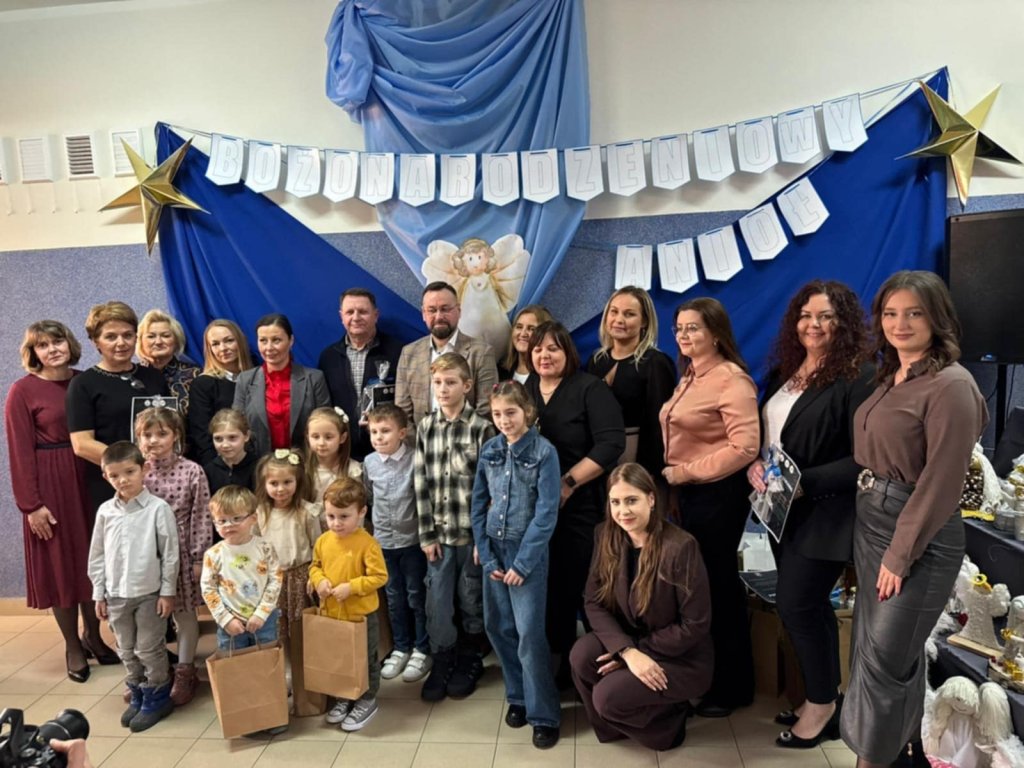 Rozstrzygnięto III Powiatowy Konkurs Plastyczny „Bożonarodzeniowy Anioł" [WIDEO, ZDJĘCIA]