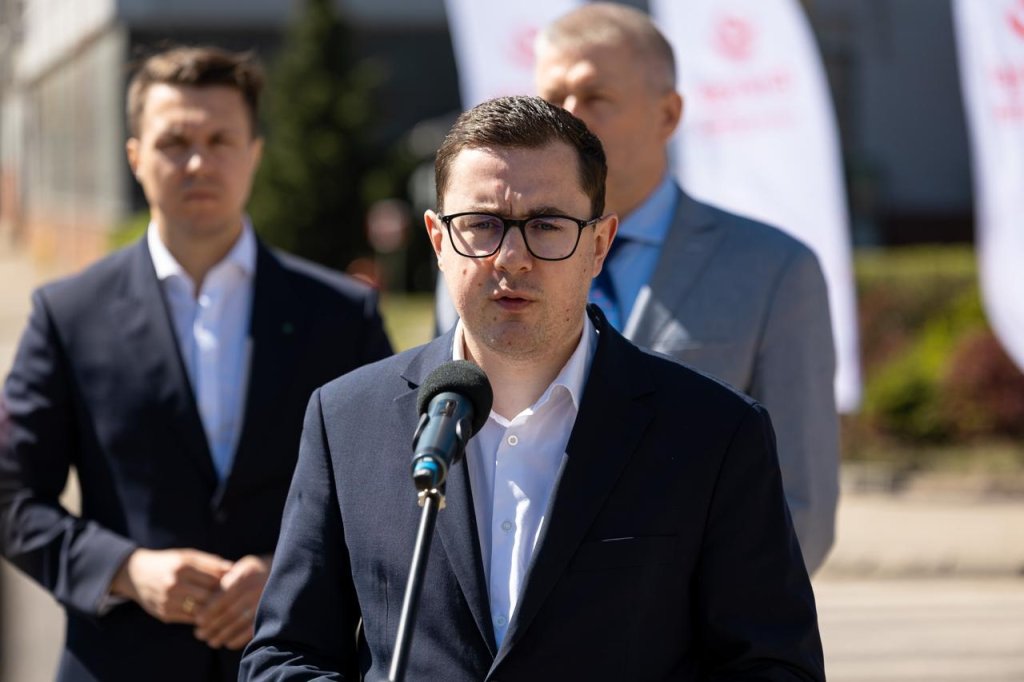 Miliard w błoto? Minister energii wraca do sprawy Ostrołęki C