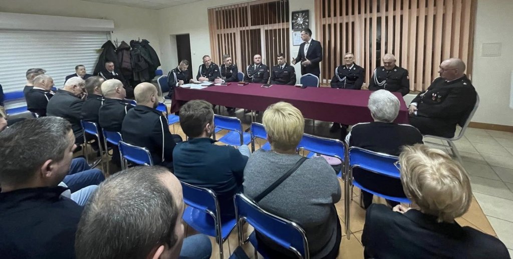 Nowe władze OSP Zamość. Medal dla wieloletniego naczelnika [ZDJĘCIA]