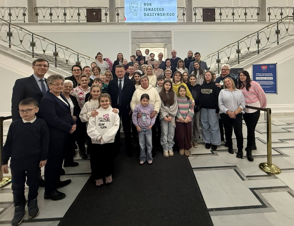 Strażacy z Koskowa i mieszkańcy Żabina w Sejmie. Gościł ich poseł Grabowski [ZDJĘCIA]