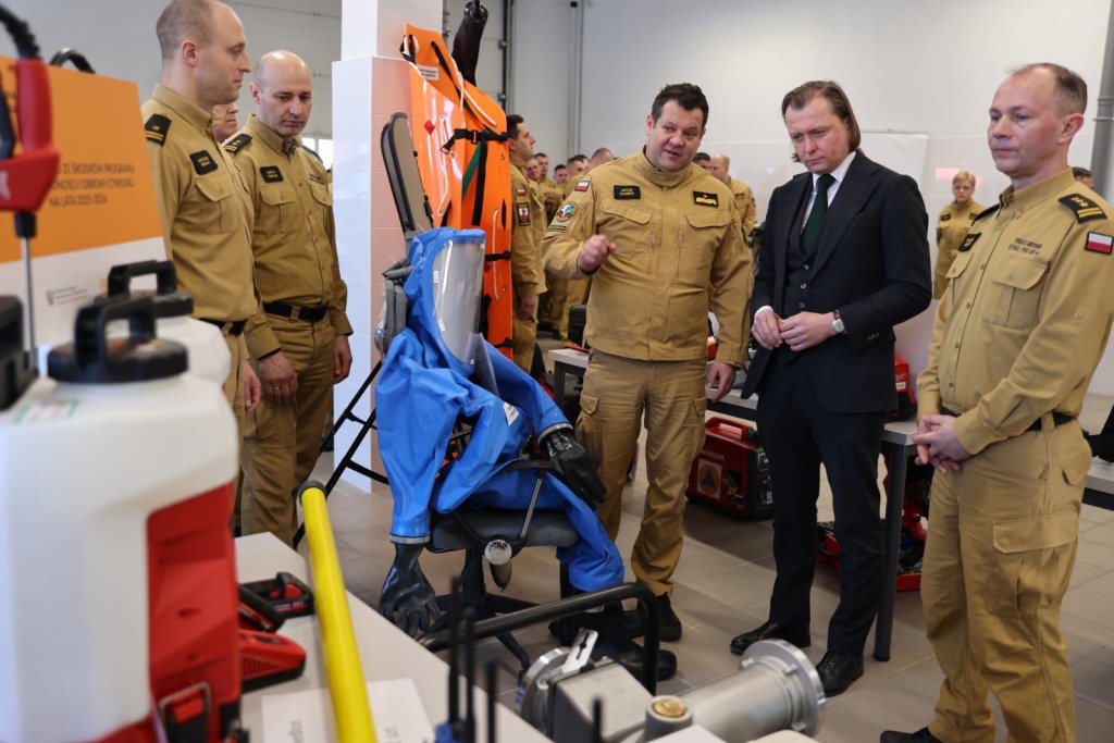 Straż pożarna z nowym sprzętem. "To inwestycja w bezpieczeństwo"