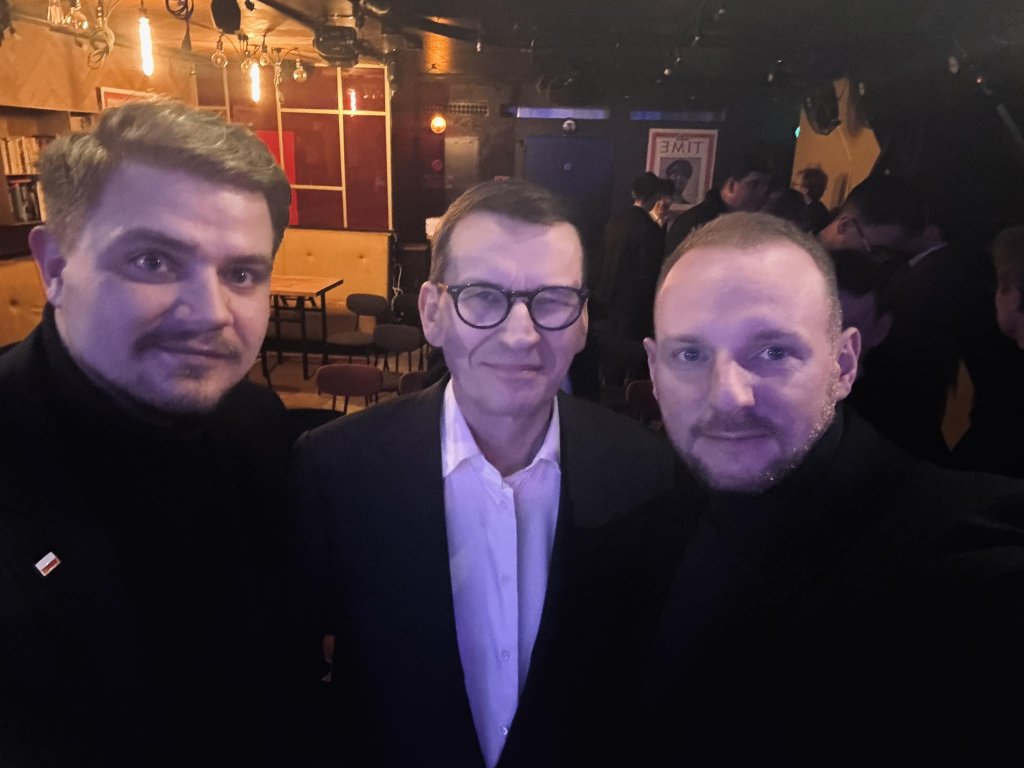 Wicestarosta ostrołęcki spotkał się z Morawieckim i doradcą Nawrockiego. "Dziękuję za ciekawą dyskusję"