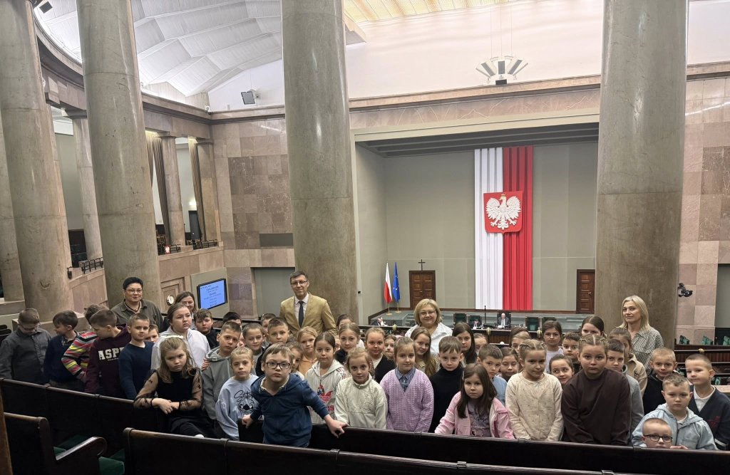Poseł Grabowski w roli przewodnika po Sejmie. "Fajnie spędzony czas"