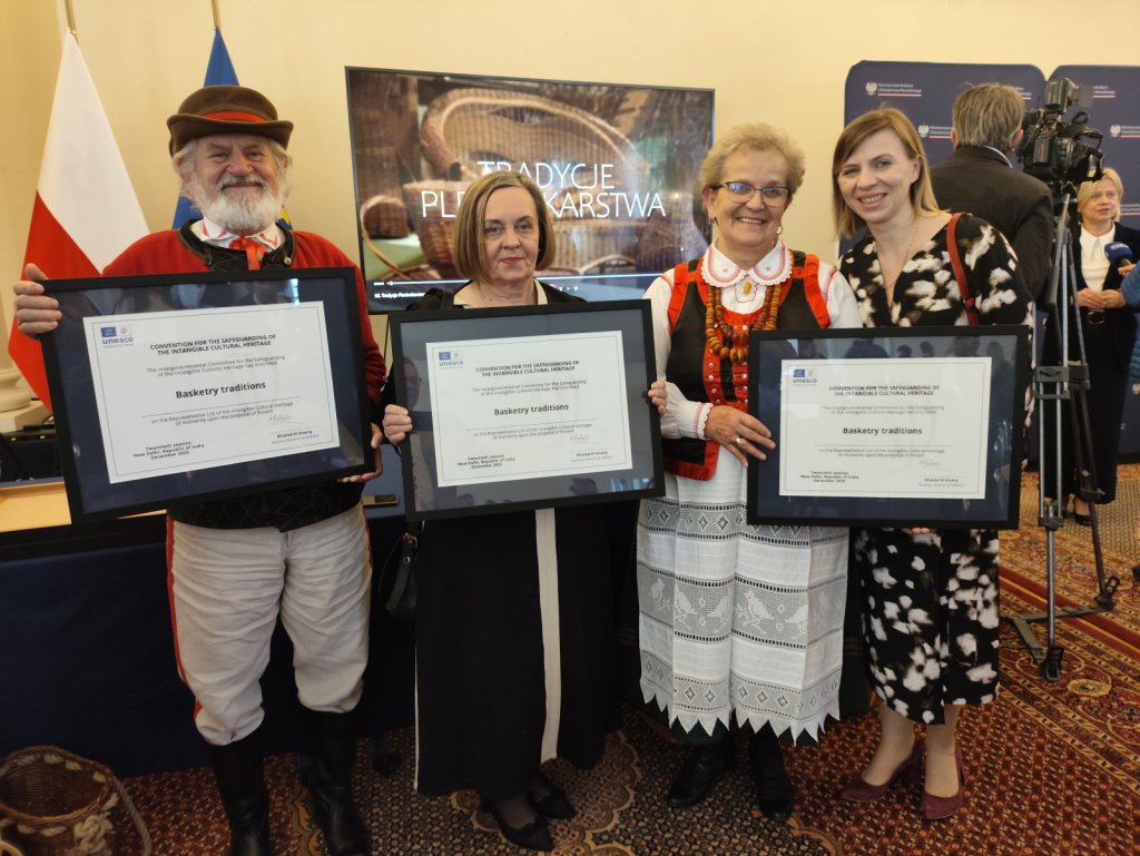 Mamy to - plecionkarstwo na liście UNESCO! Historyczny moment dla kurpiowskiej tradycji [ZDJĘCIA]