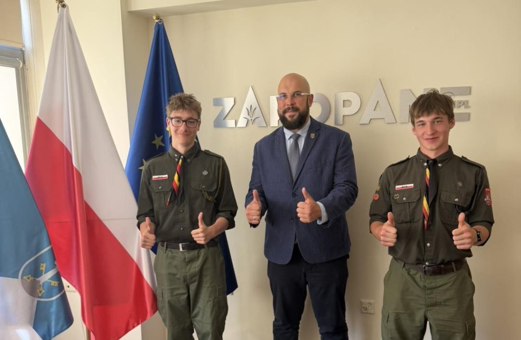 Niezwykła przygoda harcerzy z Ostrołęki. Naprawdę dotarli tam na "stopa"