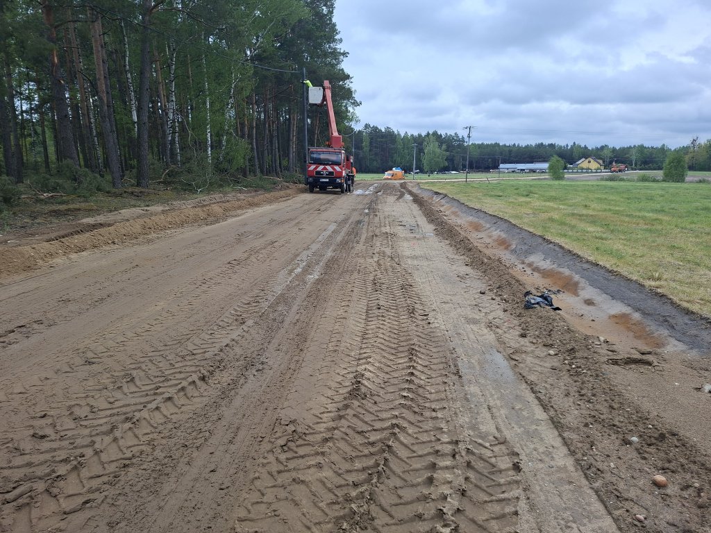 Nowy asfalt w Jazgarce już w wakacje? Prace idą pełną parą [ZDJĘCIA]