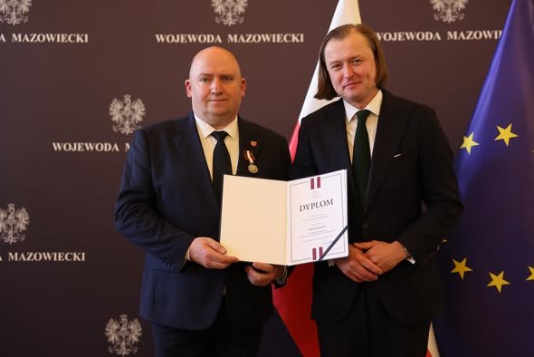 Przewodniczący Rady Gminy Olszewo-Borki z prestiżowym odznaczeniem. Doceniono lata pracy! [ZDJĘCIA]