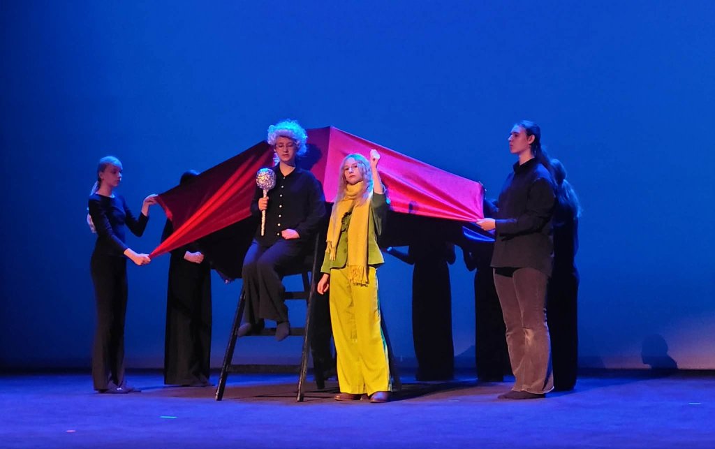 Sukces „Małego Księcia” z Kadzidła. Teatr „Maska” podbił Dużą Scenę Teatru Polskiego [ZDJĘCIA]