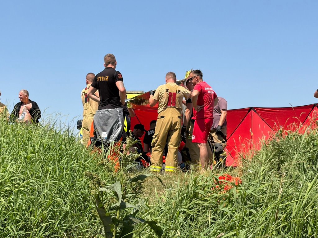 Tragedia nad Narwią. Mężczyzna wpadł do wody. Nie udało się go uratować