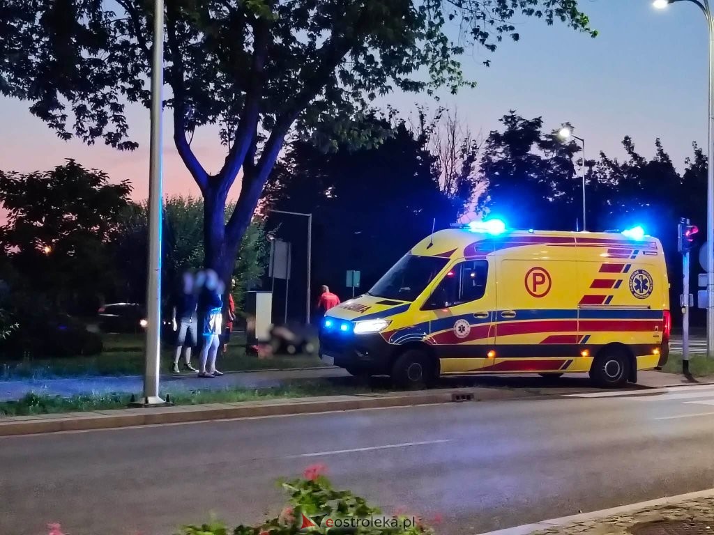 Niepokojące sceny przy moście Wyszyńskiego. Interweniowały policja i pogotowie [ZDJĘCIA]