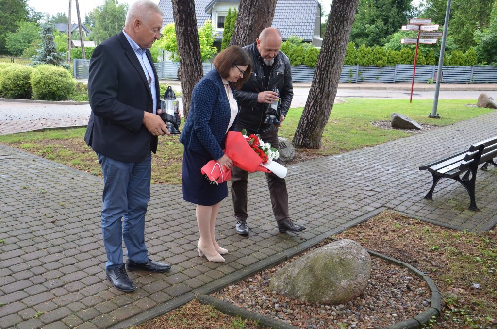 Kadzidło pamięta. Symboliczna uroczystość ku czci ofiar ludobójstwa na Kresach [ZDJĘCIA]