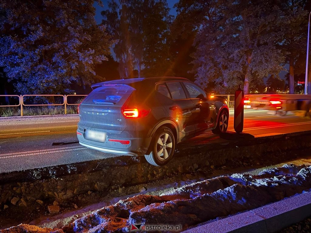 Kierowca jechał pod prąd. Groźna kolizja na remontowanej ul. Stacha Konwy! [ZDJĘCIA]