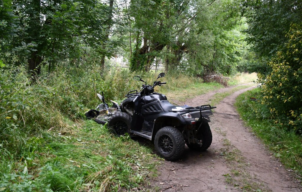 Wypadek quada z motocyklem: 11-latek i motocyklista trafili do szpitala