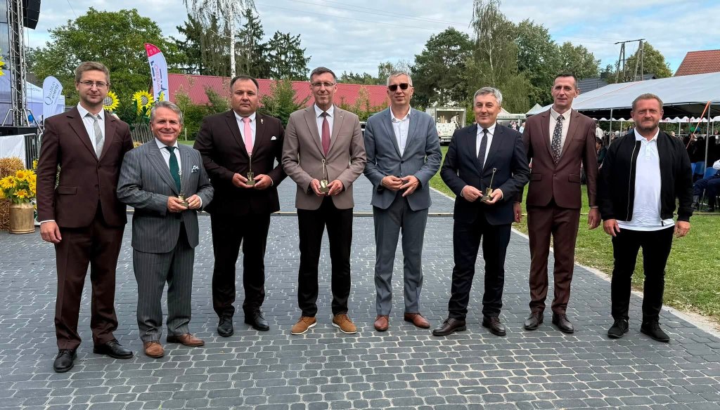 Dożynki w Bogutach-Piankach. Poseł Marcin Grabowski podziękował rolnikom [ZDJĘCIA]