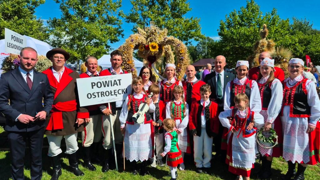Kurpiowska tradycja doceniona. Wieniec z Gibałki wśród najlepszych na Mazowszu [ZDJĘCIA]