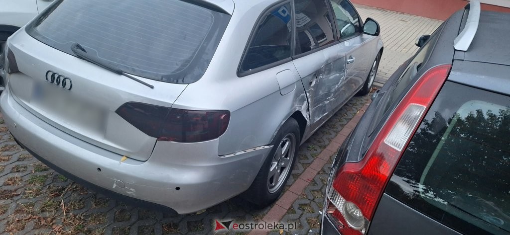 Nocna demolka na parkingu w Ostrołęce! Cztery auta uszkodzone, sprawca uciekł [ZDJĘCIA]