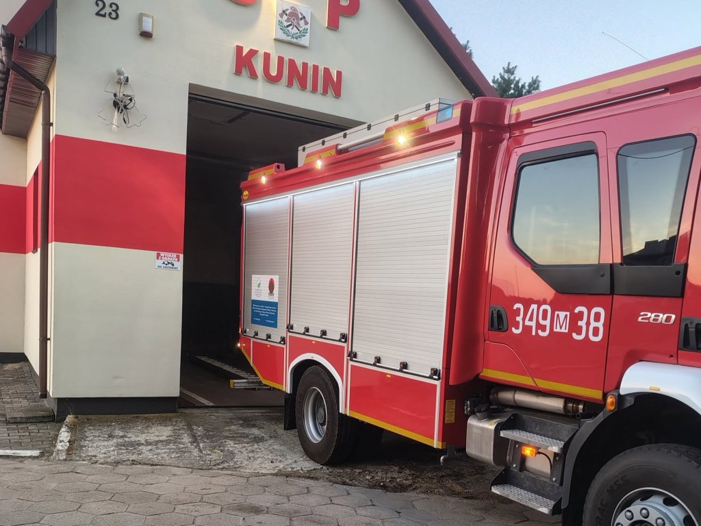 Dramatyczna akcja ratunkowa w gminie Goworowo. Nie żyje 75-letni mężczyzna