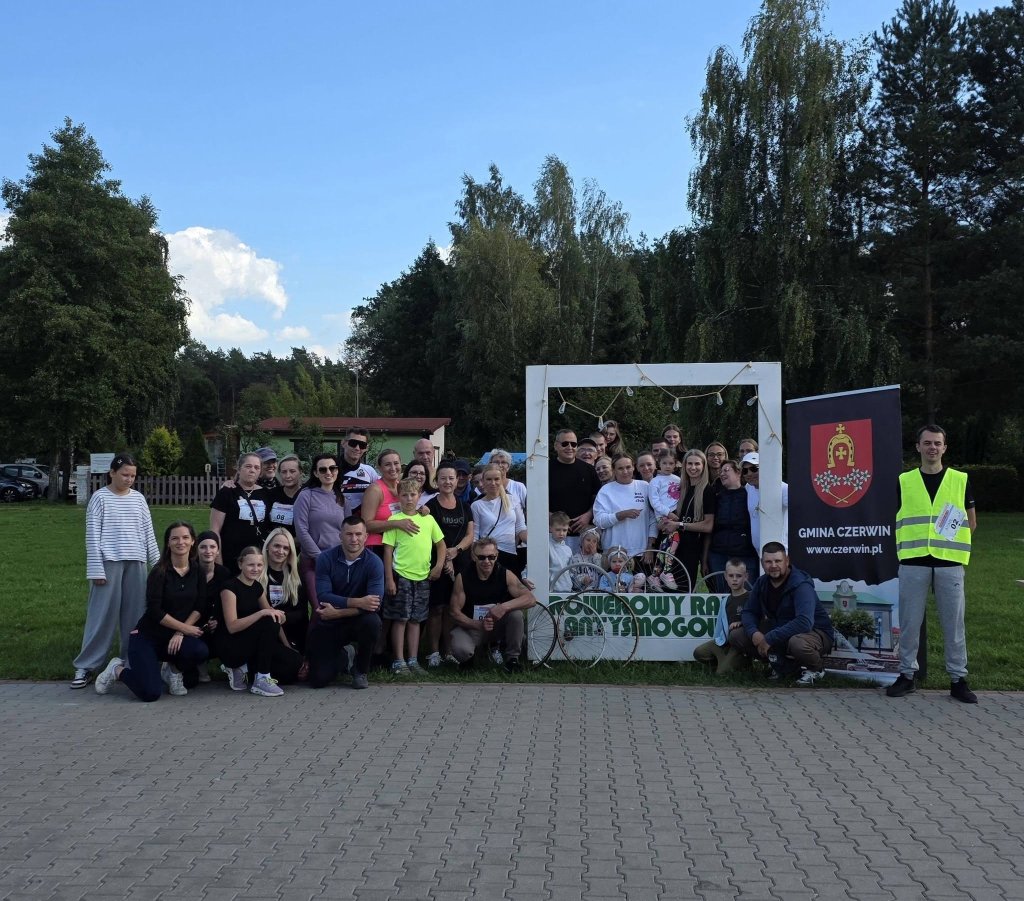 Przejechali ponad 20 kilometrów dla czystego powietrza. Za nami rajd rowerowy w Czerwinie [ZDJĘCIA]&nbsp;&nbsp;