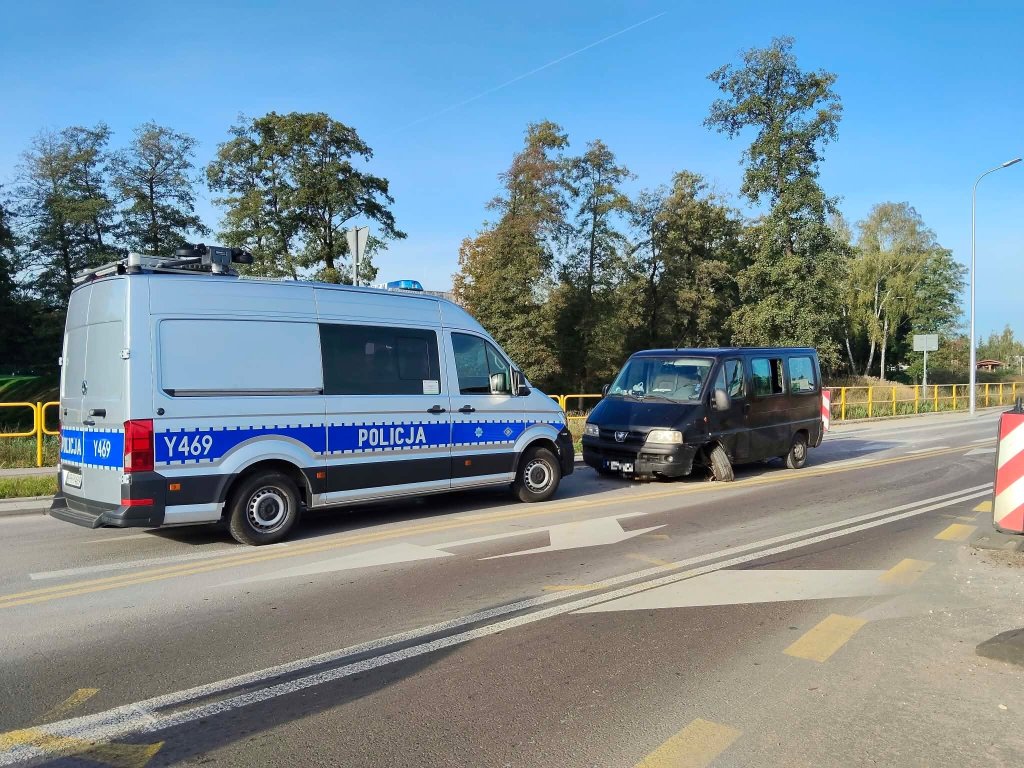 Remont, wąsko, a do tego taki pech. Sznur aut aż za miasto! [WIDEO, ZDJĘCIA]