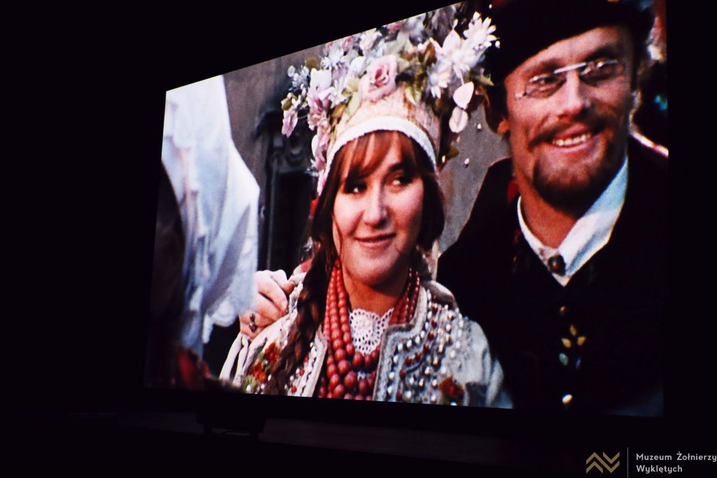 „Wesele” Wajdy w Ostrołęce. Film, który wciąż stawia Polakom trudne pytania [ZDJĘCIA]