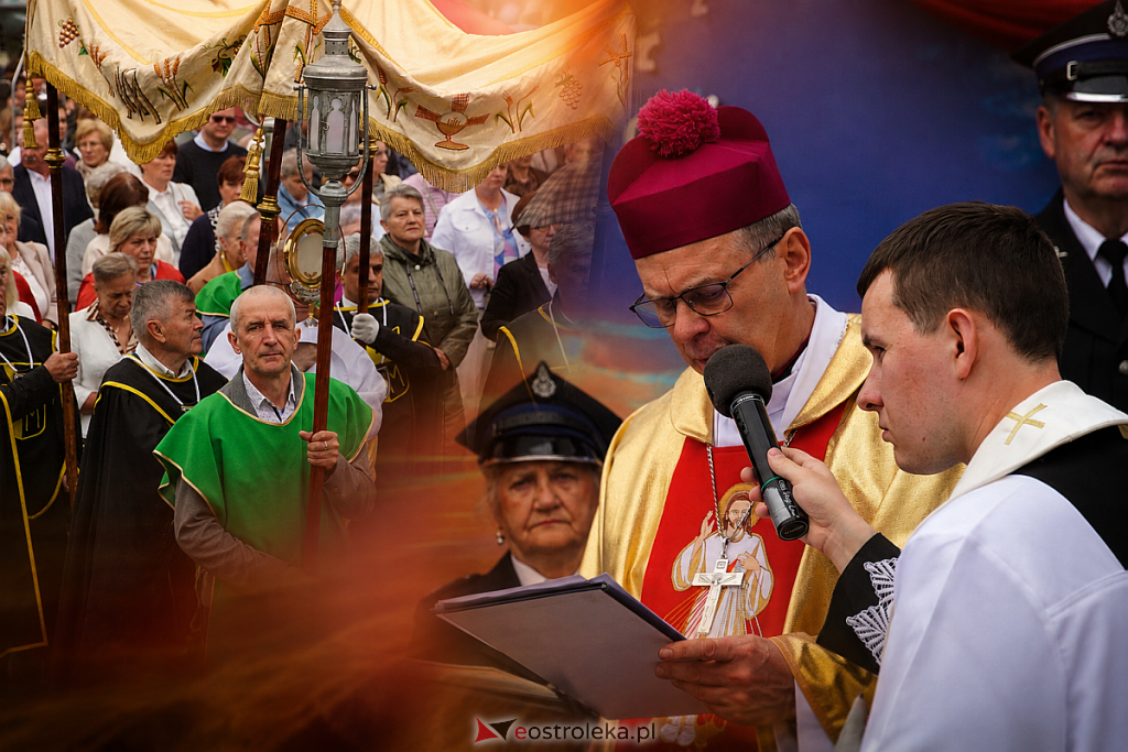 Procesja Bożego Ciała w ostrołęckim klasztorze. Uroczystościom przewodniczył biskup Bronakowski [WIDEO, ZDJĘCIA]