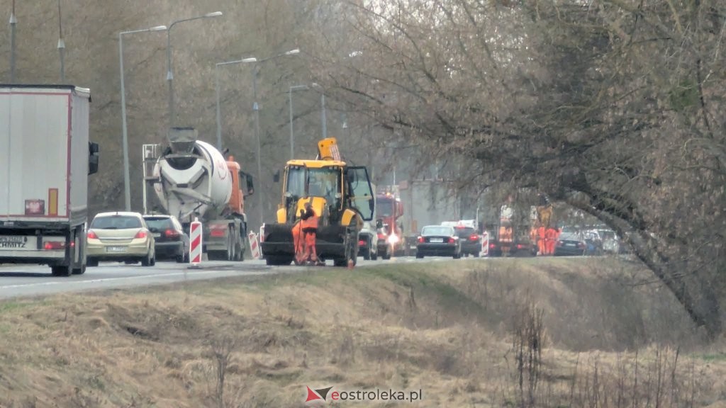 Kierowco, uważaj! Utrudnienia na Warszawskiej [ZDJĘCIA]