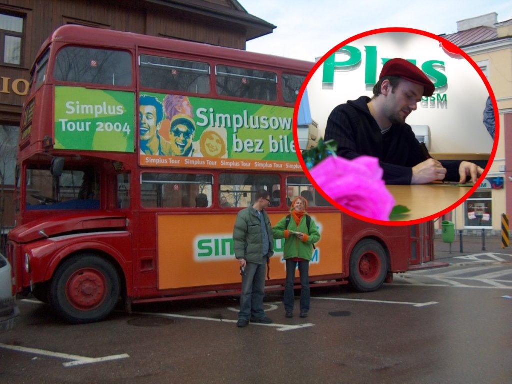 Piętrowy autobus i koncert gwiazdy. Pamiętacie tę akcję w Ostrołęce? [ZDJĘCIA]