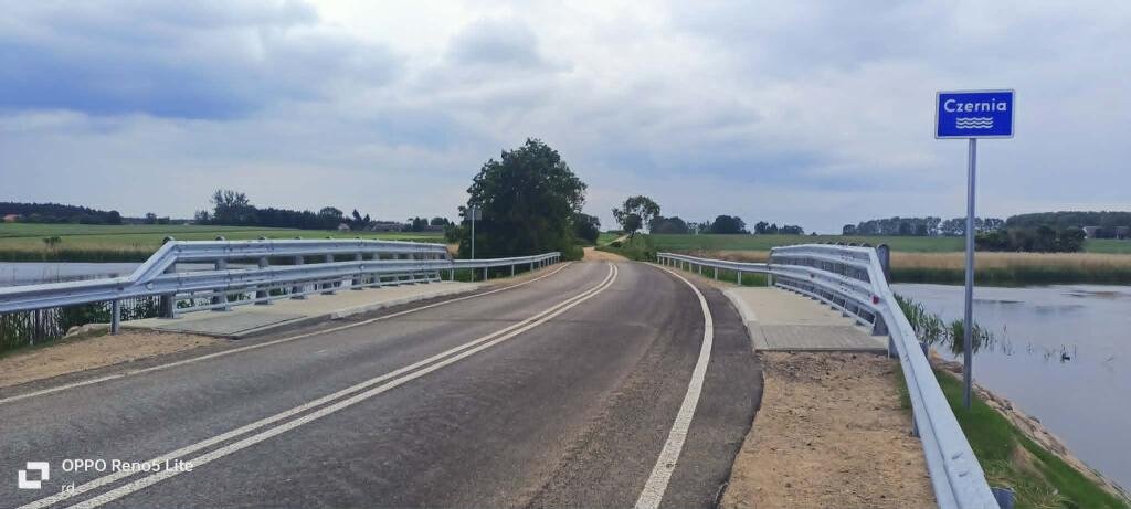 Koniec ważnej inwestycji w gminie Goworowo. Most przez Czernię już gotowy [ZDJĘCIA]