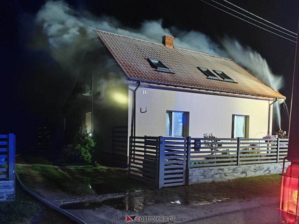 Pożar w Wólce Kunińskiej zniszczył dorobek ich życia. Ruszyła zbiórka pomocy!
