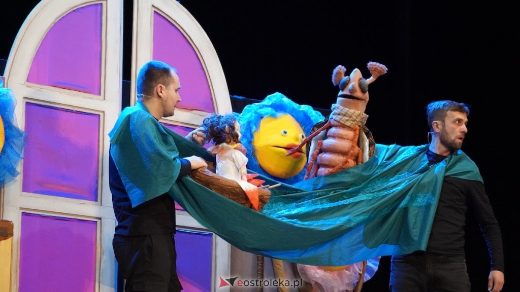 Godziny dla rodziny w OCK. Spektakl "Calineczka" [ZDJĘCIA, WIDEO]