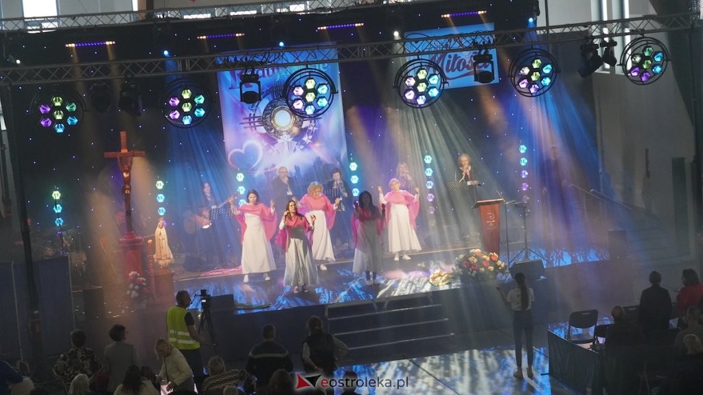 Spotkania Charyzmatyczne w Ostrołęce 2026. Ponad 1000 osób na hali im. Gołasia! [ZDJĘCIA]