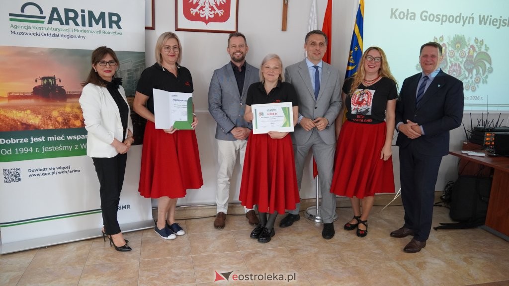 Ponad 1,3 mln zł dla Kół Gospodyń Wiejskich. W Goworowie wręczono czeki dla lokalnych gospodarzy [ZDJĘCIA, WIDEO]