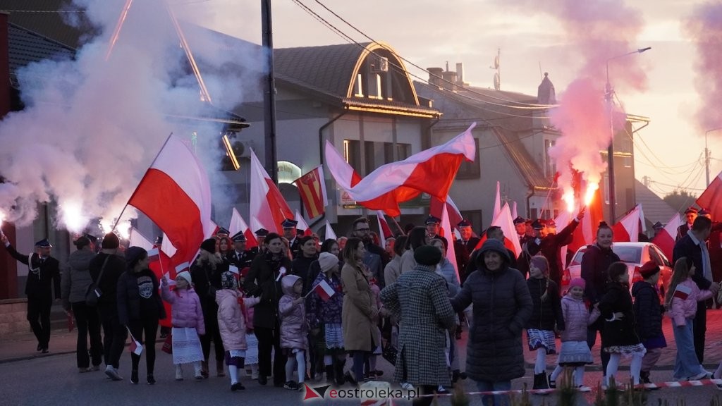 Patriotyczny przemarsz ulicami Czerwina [ZDJĘCIA, WIDEO]