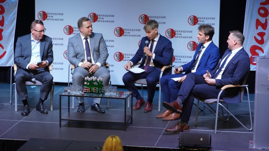 Międzypokoleniowy Piknik Przedsiębiorczości w Ostrołęce. Rozmawiali o biznesie, samorządzie i rozwoju regionu [WIDEO, ZDJĘCIA]