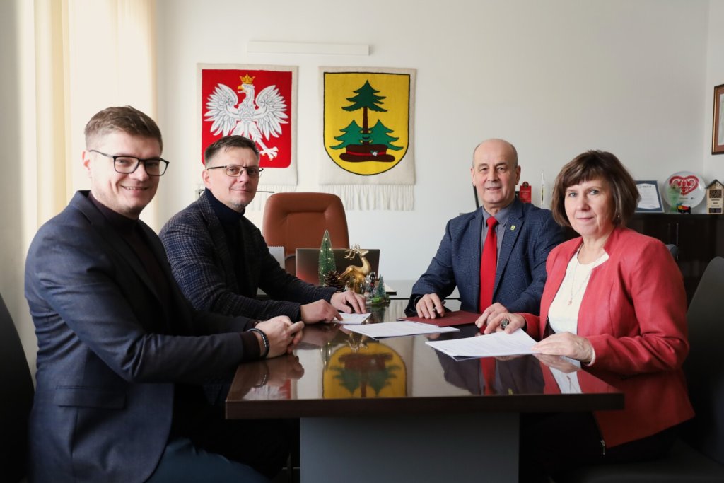 Modernizacja oczyszczalni ścieków w Lelisie. Podpisano umowę z wykonawcą [ZDJĘCIA]