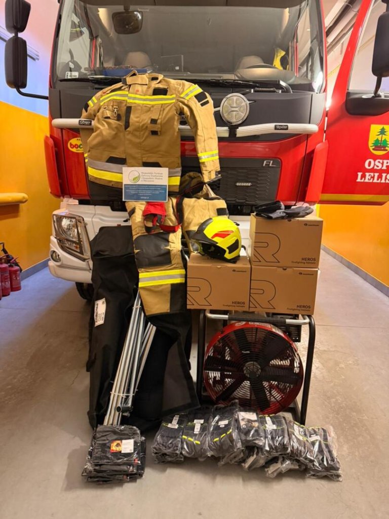 Nowy sprzęt dla OSP Lelis [ZDJĘCIA]