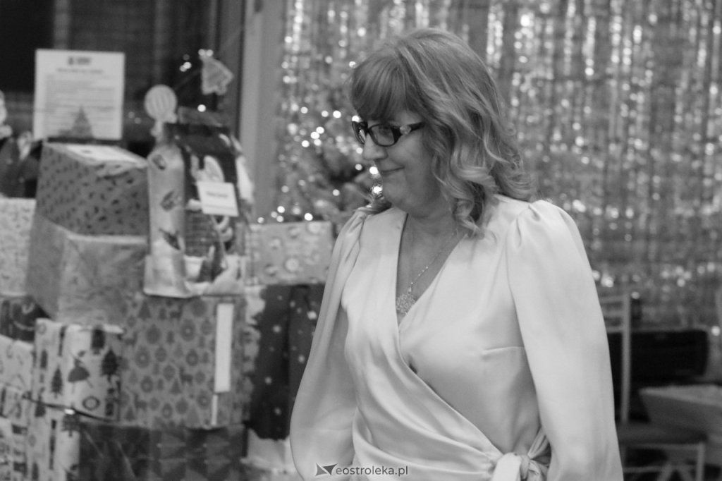 Żegnają śp. Hannę Grądzką. "Człowiek dobra, mądrości i wielkiej empatii"