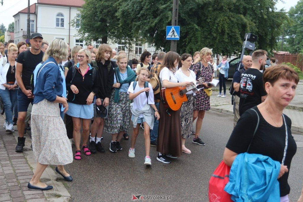 Dwa dni za pielgrzymami. Grupa z Ostrołęki jest już w Sadownem [WIDEO, ZDJĘCIA]