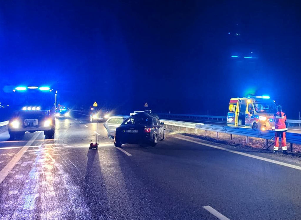 Tragedia na trasie S8. Kierowca zginął po zderzeniu z łosiem [ZDJĘCIA]