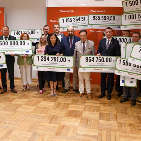 Ponad 3,7 miliona złotych dla powiatu ostrołęckiego! Rzekuń, Myszyniec i Czarnia stawiają na przydomowe oczyszczalnie