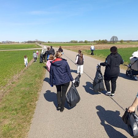 Operacja: Czyste Nogawki: Zobacz, ile odpadów wywieziono z lasów! [ZDJĘCIA]