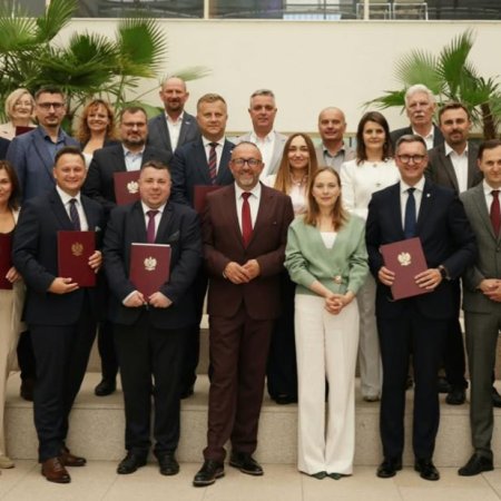 Ostrołęka wśród miast, które otrzymają fundusze na pływalnię