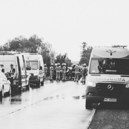 Śmierć na drodze i umorzenie śledztwa. Co decyduje o losach sprawy?