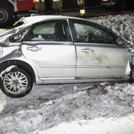 Tak zaczęli Nowy Rok: 2 promile, dachowanie i wymyślony kierowca. Finał w celi! [ZDJĘCIA]